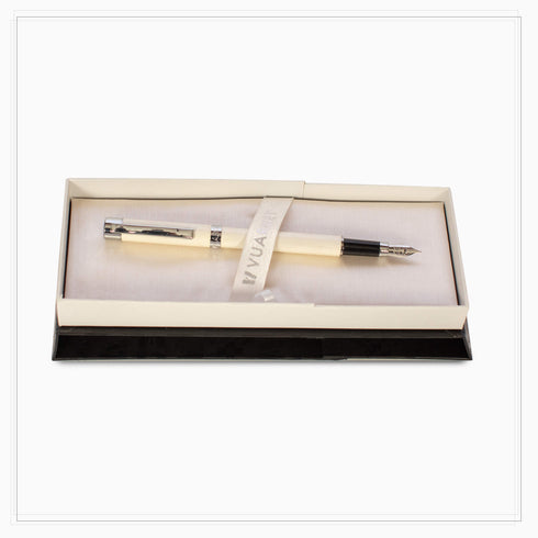 Plunksnakotis VUARNET dėžutėje, Mėlyna